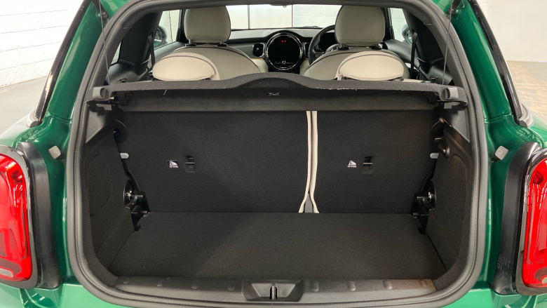 MINI Hatchback 1.5 Cooper Exclusive 3dr Auto Petrol Hatchback